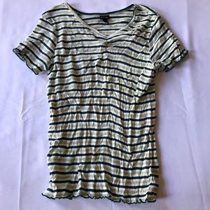 Women Art & Class Size XL Green And White Color Top - 1124